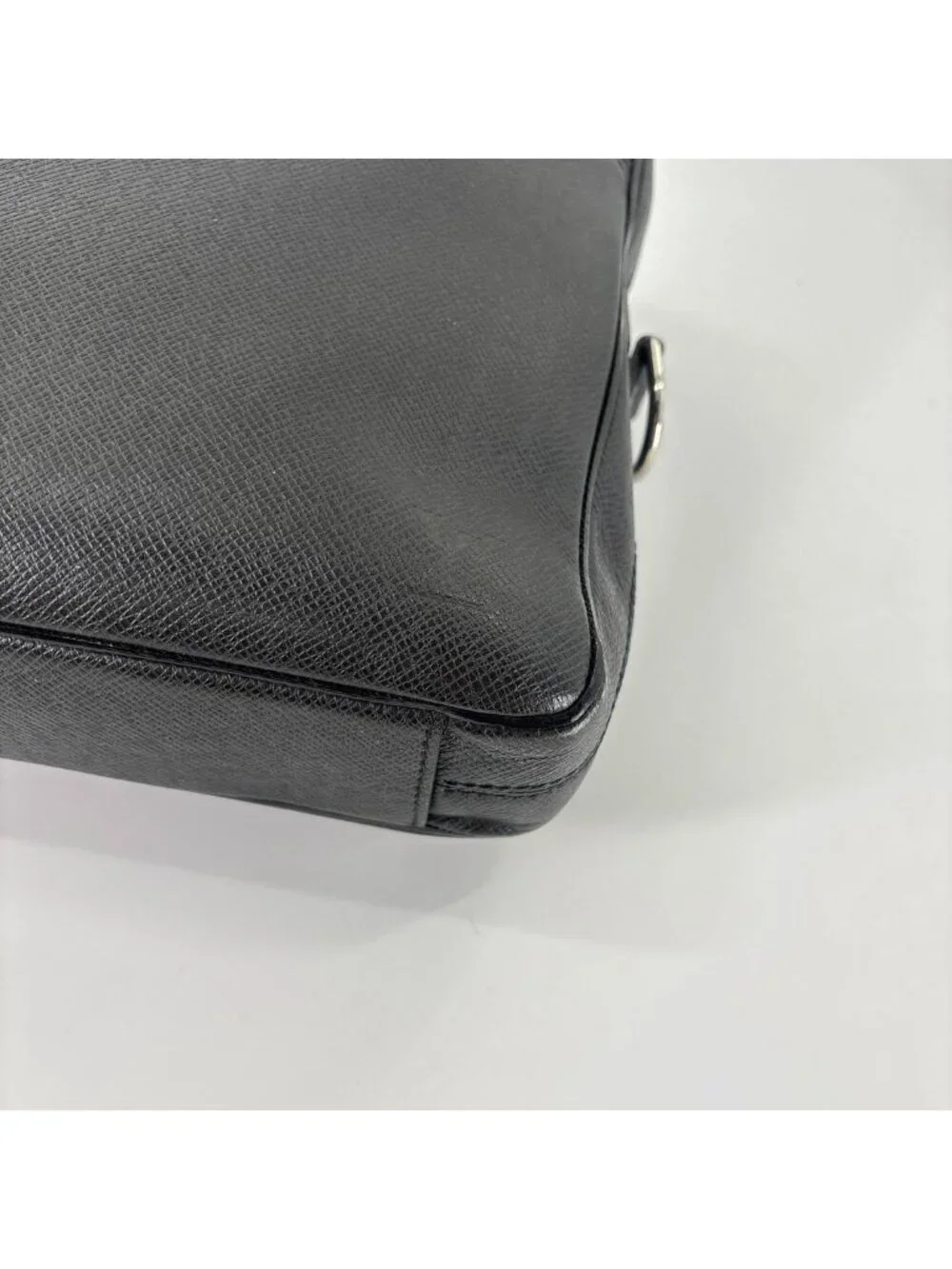 Louis Vuitton Super Taiga Porte Documents PM Noir Business Bag Black